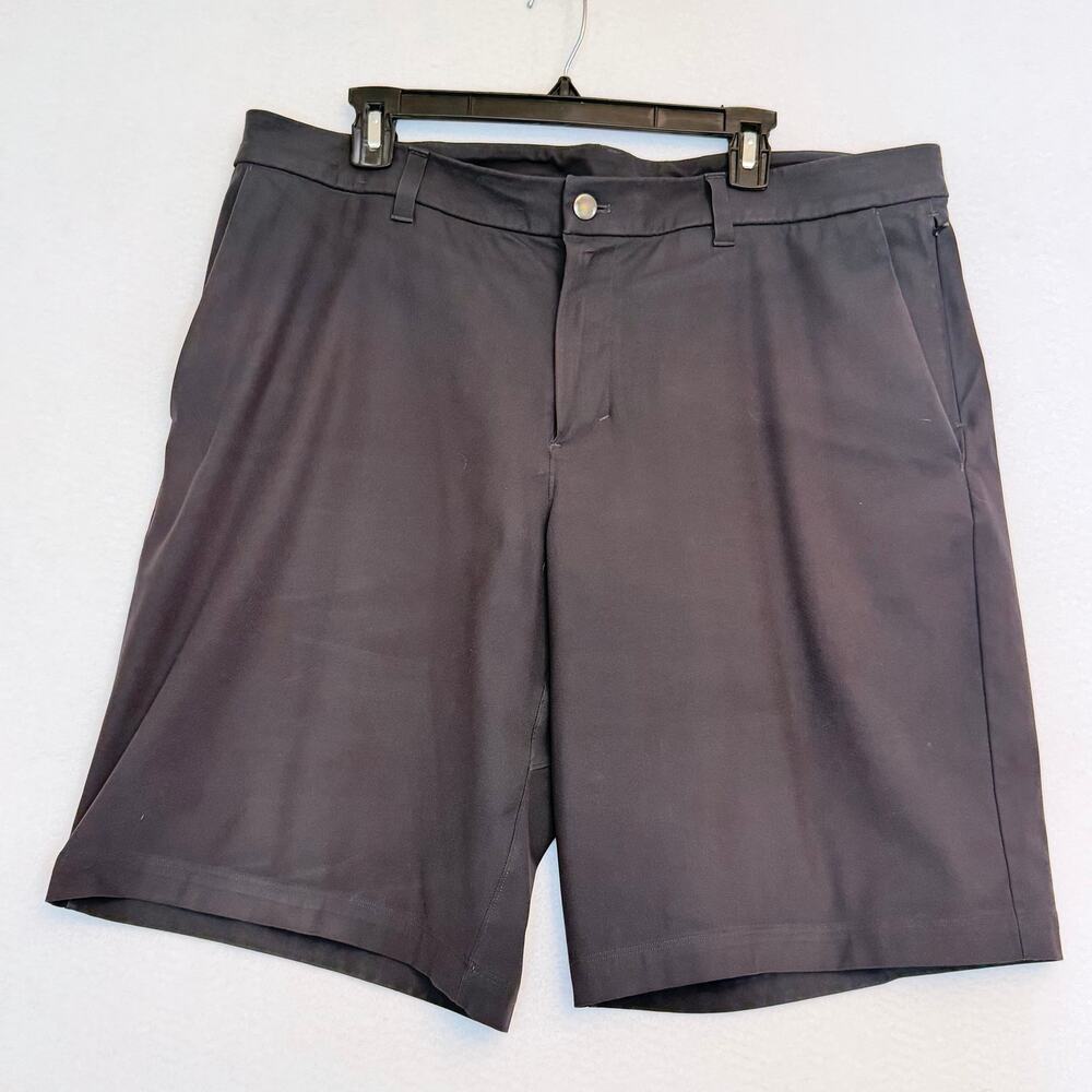 Lululemon Men’s Commission Shorts 38 Black 11 inch Classic Fit Golf Chino